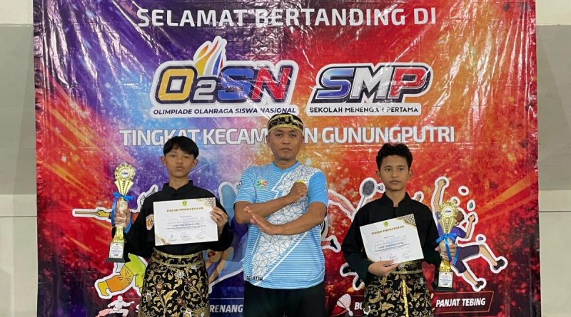 Dua Pesilat PERSINAS ASAD SMP Generus Mandiri Lolos ke Tingkat Kabupaten